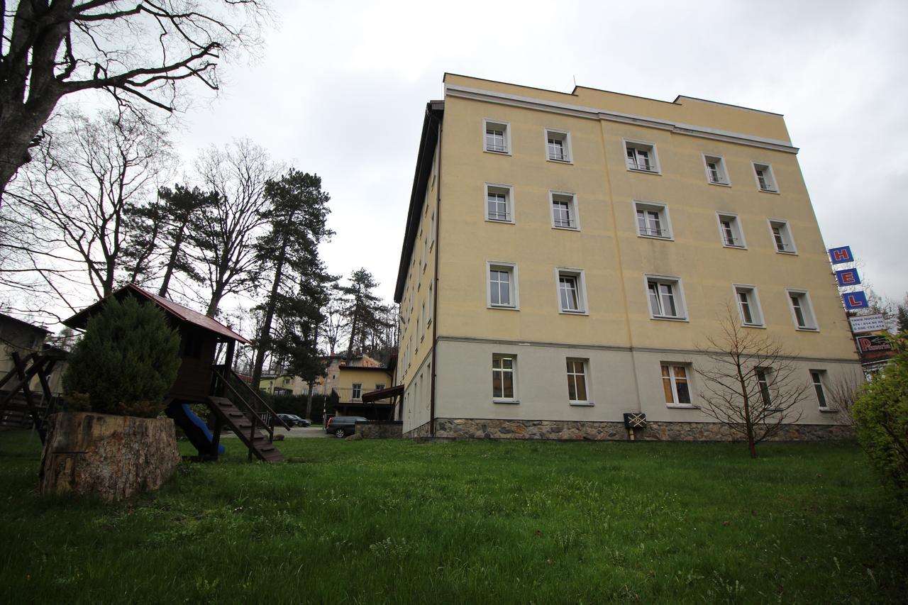 Osrodek Wypoczynkowy Hel Hotel Lądek-Zdrój Kültér fotó